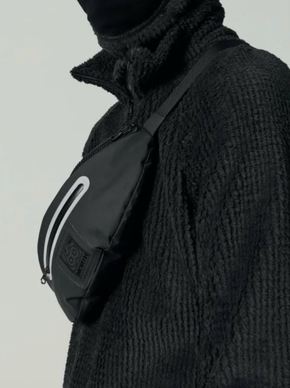 66°North Fanny Bag Navy - Picture 3 of 8